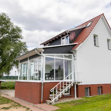Ferienwohnung Am Peeneufer Lejlighed Mahlzow