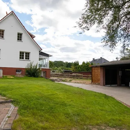 Ferienwohnung Am Peeneufer Lejlighed