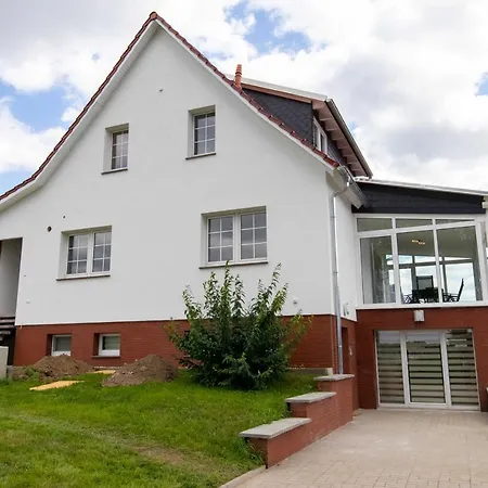 Ferienwohnung Am Peeneufer Lejlighed *