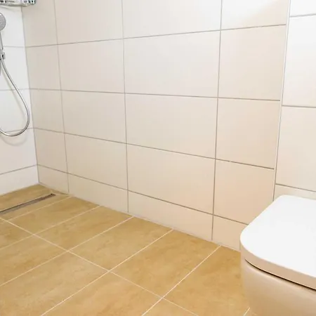 Ferienwohnung Am Peeneufer *