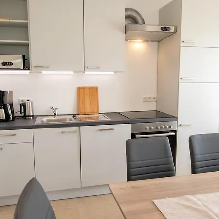 Ferienwohnung Am Peeneufer *