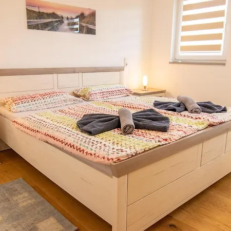 Ferienwohnung Am Peeneufer Mahlzow